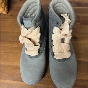Keds Gray Suede Winter Boots with Cream Laces